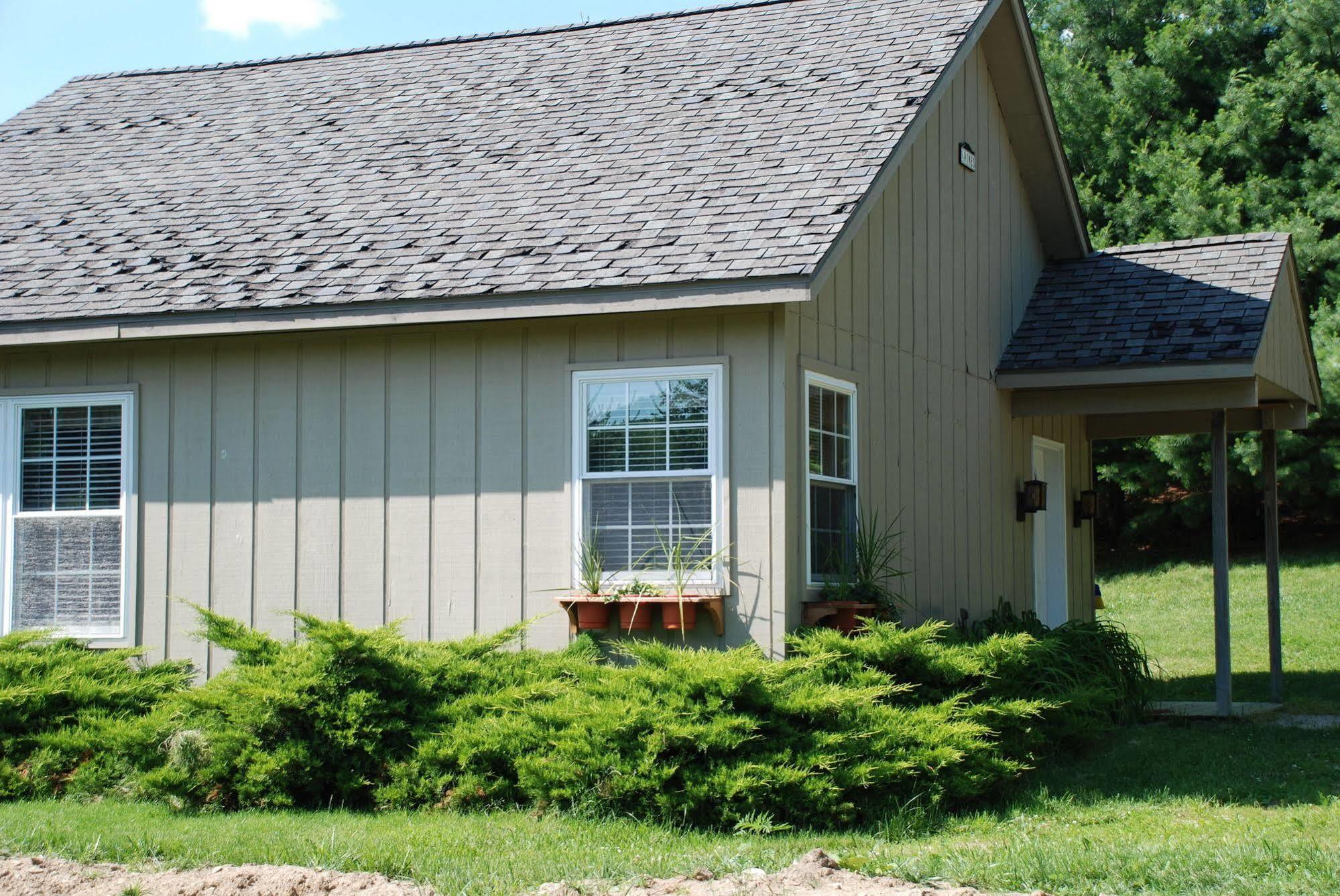Hawk Valley Retreat & Cottages Galena Exteriör bild