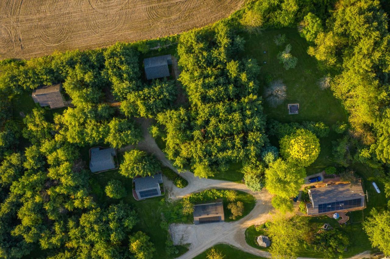 Hawk Valley Retreat & Cottages Galena Exteriör bild