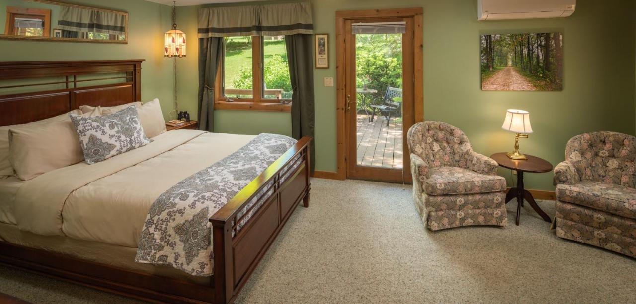 Hawk Valley Retreat & Cottages Galena Exteriör bild