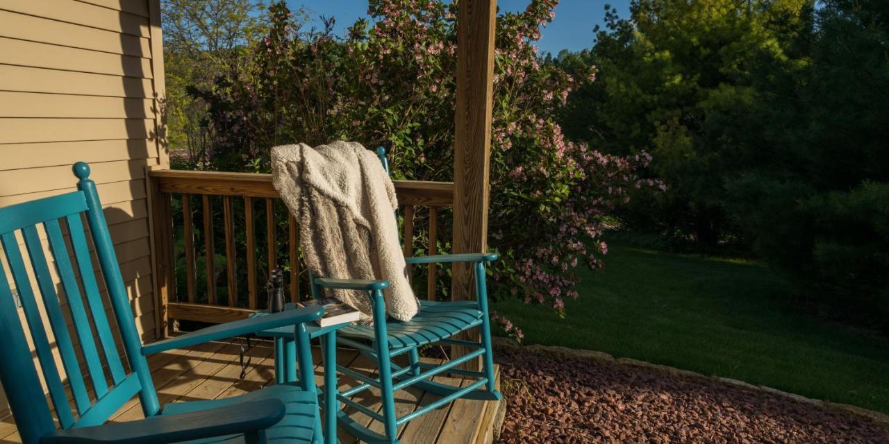 Hawk Valley Retreat & Cottages Galena Exteriör bild